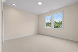 1033 NW Eloise Ln, Portland, OR 97229 - Photo 26