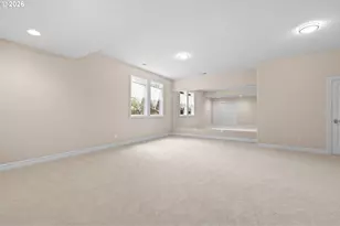 1033 NW Eloise Ln, Portland, OR 97229 - Photo 28