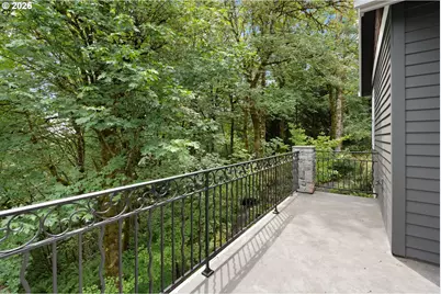 1033 NW Eloise Ln, Portland, OR 97229 - Photo 26