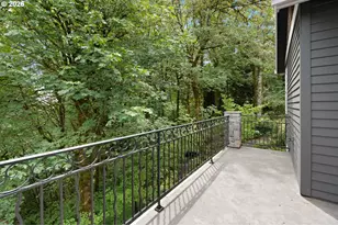 1033 NW Eloise Ln, Portland, OR 97229 - Photo 26