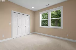 1033 NW Eloise Ln, Portland, OR 97229 - Photo 32