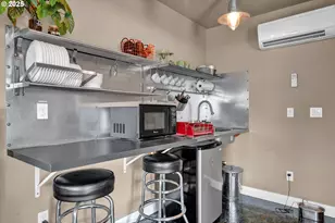 923 SW 50th St, Lincoln City, OR 97367 - Photo 28