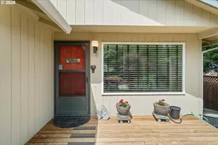 810 McVey Ave, Lake Oswego, OR 97034 - Photo 10