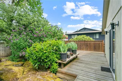 810 McVey Ave, Lake Oswego, OR 97034 - Photo 38