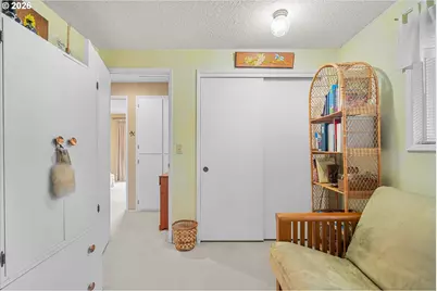 810 McVey Ave, Lake Oswego, OR 97034 - Photo 26