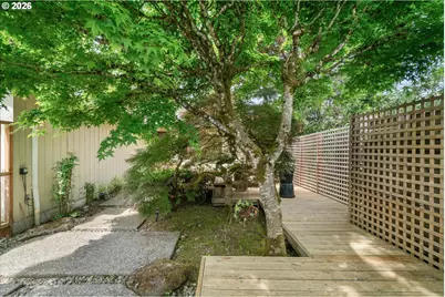 810 McVey Ave, Lake Oswego, OR 97034 - Photo 6
