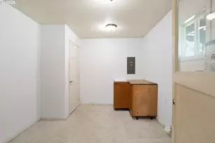 45811 McKenzie Hwy, Vida, OR 97488 - Photo 16