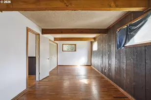 45811 McKenzie Hwy, Vida, OR 97488 - Photo 14