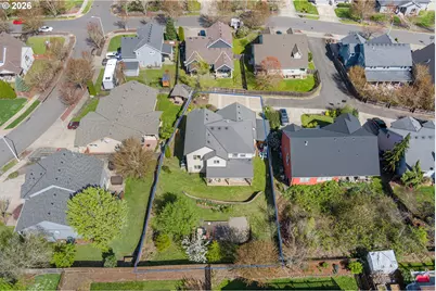 2014 NE Lucy Belle St, McMinnville, OR 97128 - Photo 48