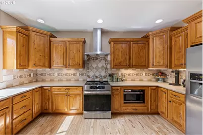 2014 NE Lucy Belle St, McMinnville, OR 97128 - Photo 10