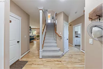 2014 NE Lucy Belle St, McMinnville, OR 97128 - Photo 6