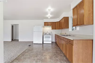 80 NW Columbia Ave, Stevenson, WA 98648 - Photo 10