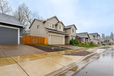 804 River Ave, Brownsville, OR 97327 - Photo 2