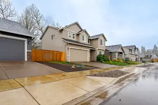 804 River Ave, Brownsville, OR 97327 - Photo 2