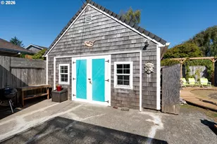 810 16th Ave, Seaside, OR 97138 - Photo 38