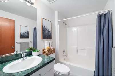2360 Glenmorrie Dr, Lake Oswego, OR 97034 - Photo 24