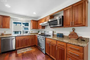 2360 Glenmorrie Dr, Lake Oswego, OR 97034 - Photo 12