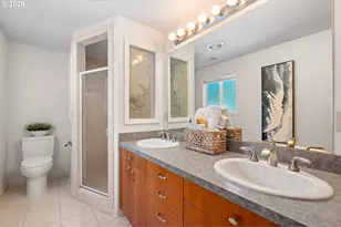 2360 Glenmorrie Dr, Lake Oswego, OR 97034 - Photo 20