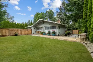 1795 Fernwood Dr, Lake Oswego, OR 97034 - Photo 1