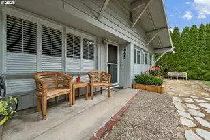 1795 Fernwood Dr, Lake Oswego, OR 97034 - Photo 2