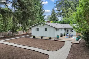 1795 Fernwood Dr, Lake Oswego, OR 97034 - Photo 32