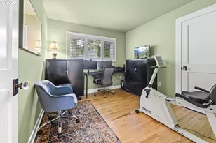 1795 Fernwood Dr, Lake Oswego, OR 97034 - Photo 18