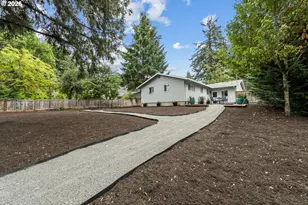 1795 Fernwood Dr, Lake Oswego, OR 97034 - Photo 34