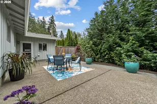 1795 Fernwood Dr, Lake Oswego, OR 97034 - Photo 26