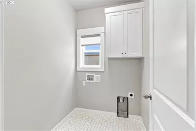 1754 Dragon Tail Pl, Medford, OR 97504 - Photo 12