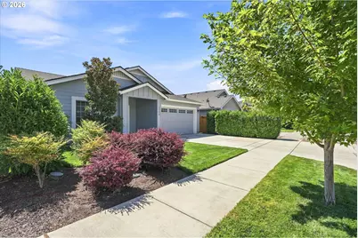 1754 Dragon Tail Pl, Medford, OR 97504 - Photo 4