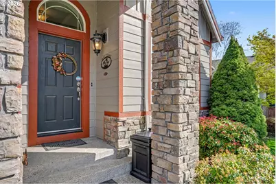 212 N Greenlink Way, Newberg, OR 97132 - Photo 2