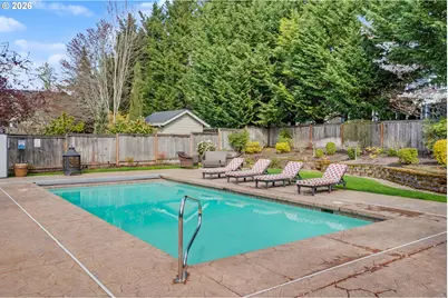 212 N Greenlink Way, Newberg, OR 97132 - Photo 4