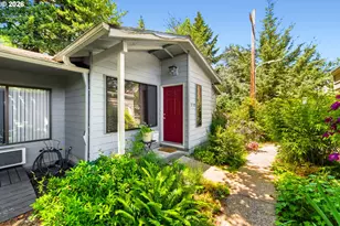 3118 SW Carson St, Portland, OR 97219 - Photo 4