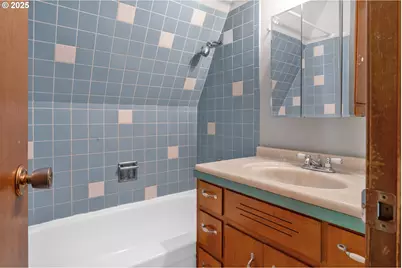 45265 Sunnyside Dr, Foster, OR 97345 - Photo 30