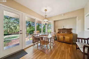 7270 SW Sylvan Ct, Portland, OR 97225 - Photo 10