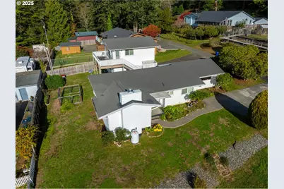 16281 Chapman Ln, Brookings, OR 97415 - Photo 44