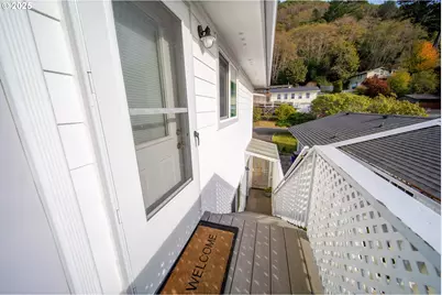 16281 Chapman Ln, Brookings, OR 97415 - Photo 26