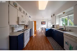 16281 Chapman Ln, Brookings, OR 97415 - Photo 16