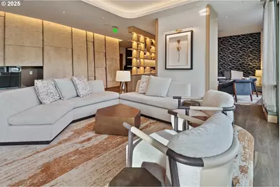 550 SW 10th Ave #2306, Portland, OR 97205 - Photo 28