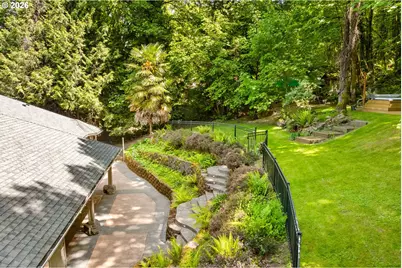 4566 SE Aldercrest Rd, Milwaukie, OR 97222 - Photo 38
