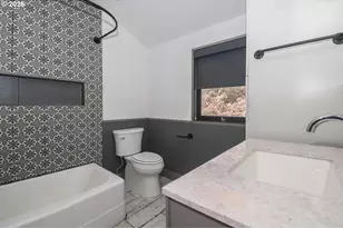 16435 NE Multnomah St, Portland, OR 97230 - Photo 22