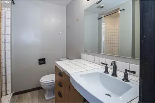 16435 NE Multnomah St, Portland, OR 97230 - Photo 24