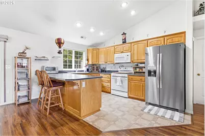 2825 Fir Ct, Sweet Home, OR 97386 - Photo 2