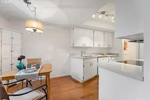 15890 SW Greens Way, Tigard, OR 97224 - Photo 16