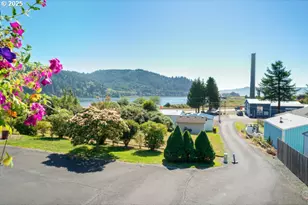 117 Driftwood Ave E, Garibaldi, OR 97118 - Photo 18