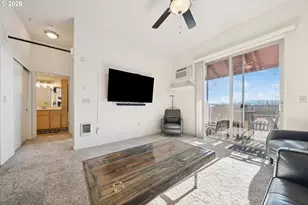 400 NE 100th Ave, Portland, OR 97220 - Photo 8