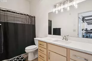 400 NE 100th Ave, Portland, OR 97220 - Photo 20
