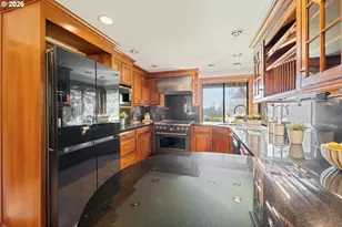 1635 NW 118th Ct, Portland, OR 97229 - Photo 8