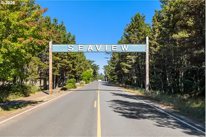 1210 32nd St, Seaview, WA 98644 - Photo 4