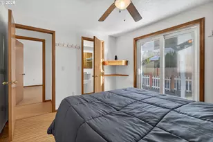 457 NW Forest St, Hillsboro, OR 97124 - Photo 18